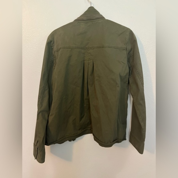beautiful olive green grommet snap jacket - Picture 3 of 3